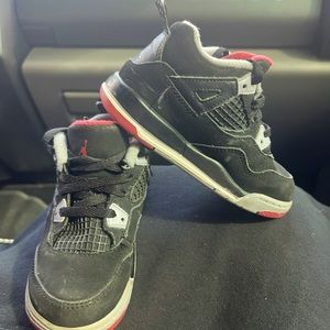 Jordan retro 4s